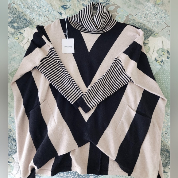 *NWT* MIRACLE | Evis | Black and Ivory Striped Women's Sweater | Medium - Picture 2 of 7